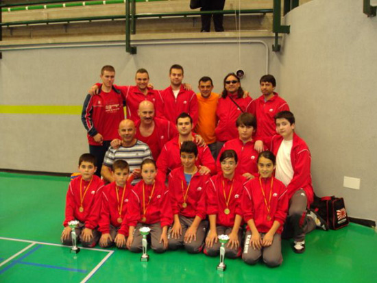 Imagen El Club Dojo Kivi Toxar participa en el campeonato de kárate por club celebrado en Torremolinos