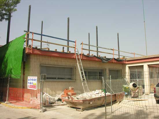 Imagen El Sindicato médico denuncia el caos que están produciendo las obras del centro de Salud de Priego