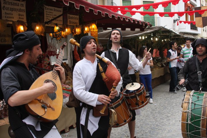 Imagen Buena asistencia de público a la segunda edición del mercado medieval