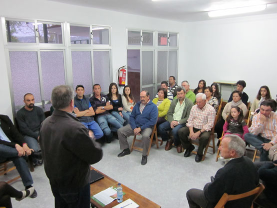 Imagen El PA se reune con vecinos de las Navas