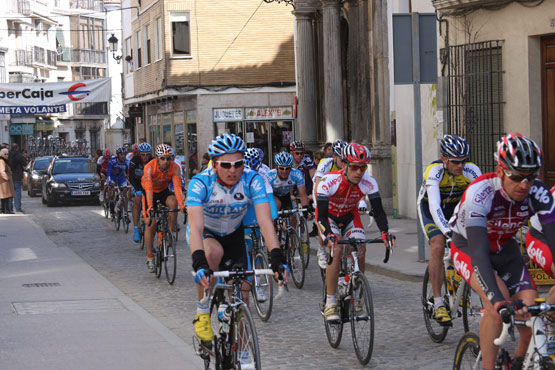 Imagen La Vuelta Ciclista Ruta del Sol pasó por Priego