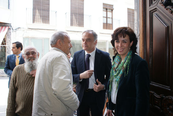 Imagen González Pons pide el apoyo mayoritario al PP en las elecciones municipales para cambiar al gobierno de España