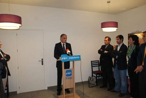 Imagen González Pons pide el apoyo mayoritario al PP en las elecciones municipales para cambiar al gobierno de España