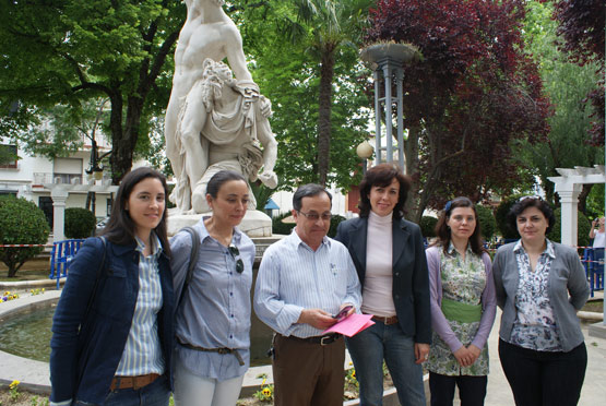 Imagen El P.P. denuncia la falta de vigilancia en el recinto monumental de la Fuente del Rey y el intento de robo de piezas del frontispicio de la Fuente de la Salud