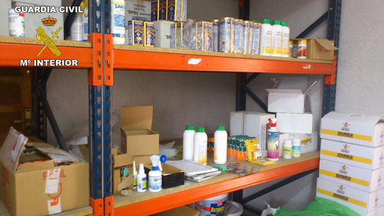 Imagen La Guardia Civil desmantela un establecimiento clandestino de venta de medicamentos veterinarios