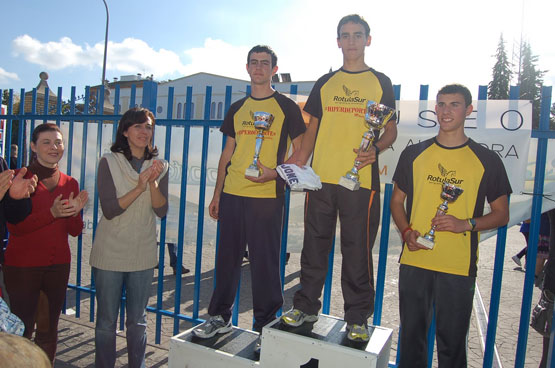 Imagen Rotundo éxito de la I Carrera Popular del Club de Atletismo 