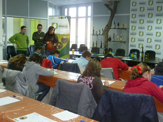 Imagen Realizada la selección de los niños que formaran parte de la escuela de cata