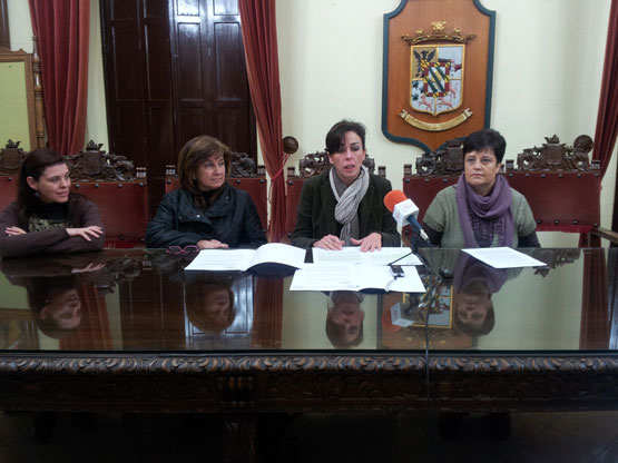 Imagen El Ayuntamiento suscribe convenios de colaboración con FERAS y Albasur