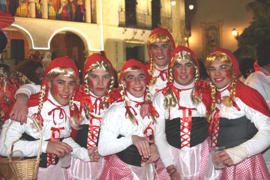 Imagen Priego vive con intensidad su fiesta de Carnaval