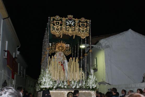 Imagen El tiempo respeta a la Hermandad de La Paz en la tarde del Domingo de Ramos