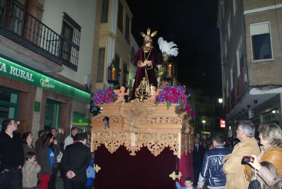 Imagen La Cofradía del Mayor Dolor llena de esplendor la noche del Miércoles Santo
