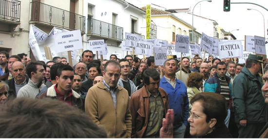 Imagen Acuerdan iniciar el juicio contra la cúpula del caso Almazaras