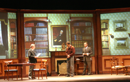 Imagen Un día más, el teatro Victoria presentó un lleno absoluto, en esta ocasión con la obra de teatro “Testigo de Cargo”