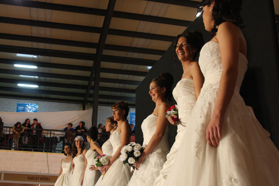 Imagen Más de 5.500 personas acuden a la I Feria de la Boda y Hogar del Sur de Córdoba