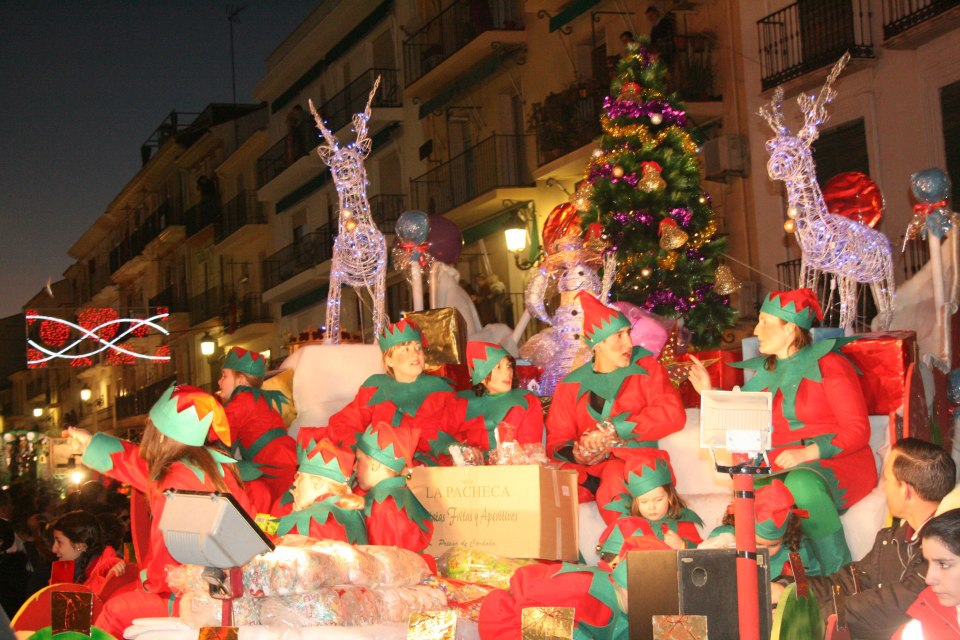 Imagen La Cabalgata de la ilusión llena las calles de Priego