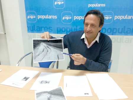 Imagen El PP pide al PSOE y a IU que demanden el arreglo del socavón en la A-339
