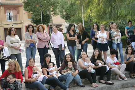 Imagen Más de treinta Madres Lactantes participan en la Iª Concentración celebrada en Priego
