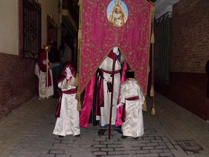 Imagen Roban el Estandarte de la Hermandad de la Caridad