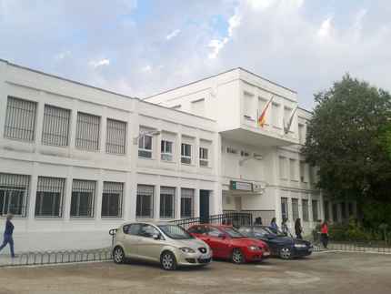 Imagen 160 intervenciones del Consistorio en el Colegio Ángel Carrillo en el último año