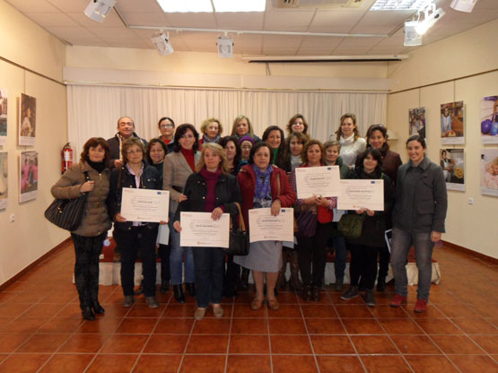 Imagen Una exposición foto-textual muestra el trabajo y la vivencia de mujeres empredendoras rurales