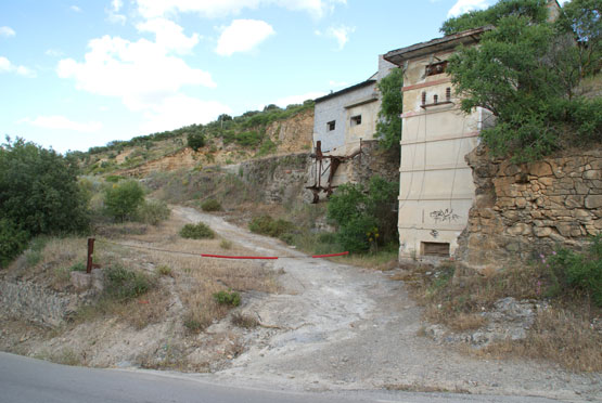 Imagen Gas Natural propone la instalación de su depósito en una antigua cantera en la A-333