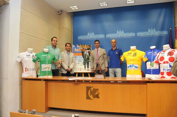 Imagen Presentada la V vuelta ciclista a la Subbética