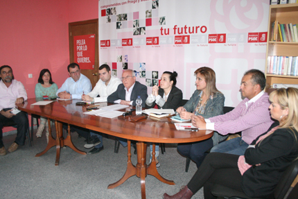 Imagen La ejecutiva socialista prieguense analiza los resultados electorales en Priego y varios puntos de la política Municipal