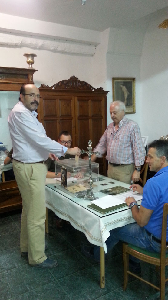 Imagen Francisco Adame es elegido nuevo Hermano Mayor de la Archicofradía de la Columna