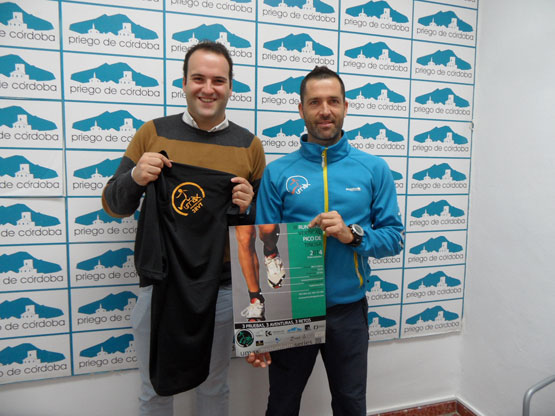 Imagen Más de 200 corredores participan este domingo en la III Running Vertical Pico de Tiñosa en Priego