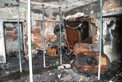 Imagen Un incendio destroza una vivienda en el barrio de la Inmaculada