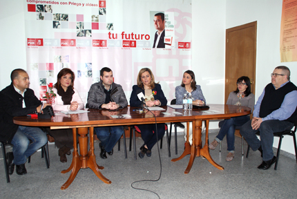 Imagen La Consejera de Medio Ambiente, Fomento y Vivienda ofreció una rueda de prensa en la sede del PSOE
