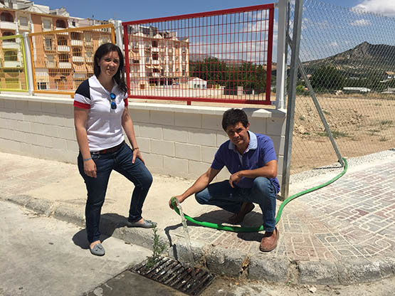 Imagen El PP solicita a Mármol que de una solución urgente a los problemas de aguas en el solar del Barrio de la Columna