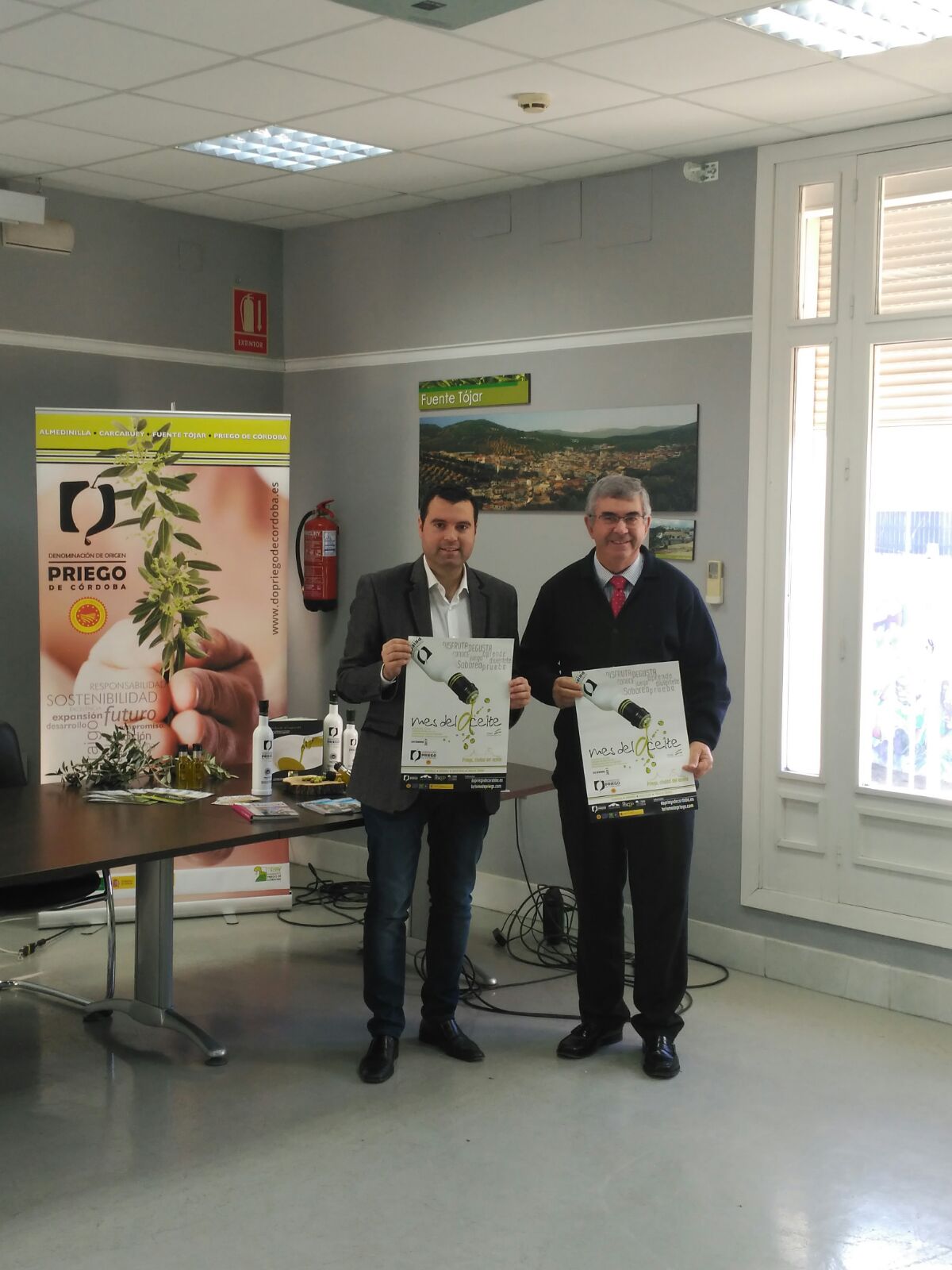 Imagen Presentada la 3ª edición del mes del aceite