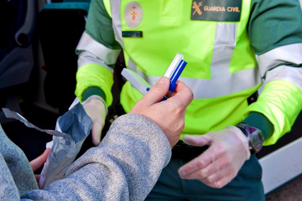 Imagen Tráfico realizará desde mañana y hasta el próximo domingo más de 400 pruebas diarias de alcohol y drogas a conductores