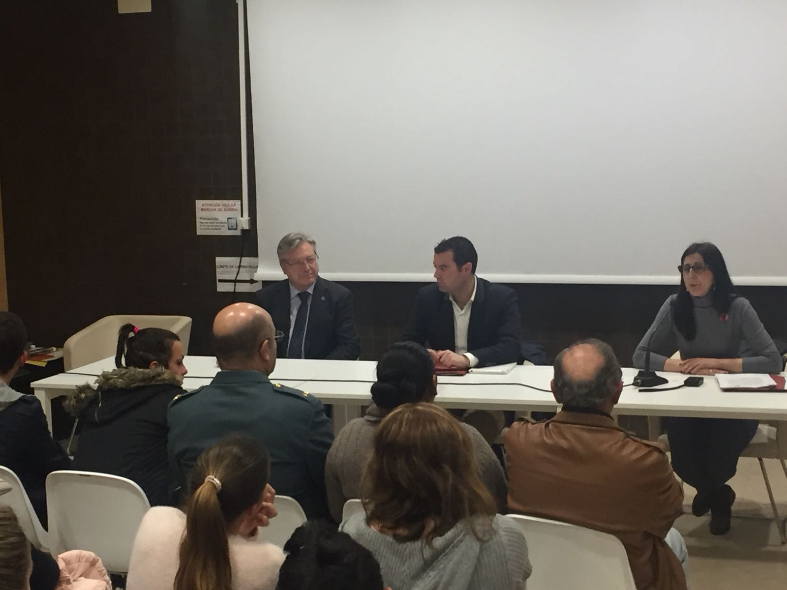 Imagen El subdelegado del Gobierno presenta las ayudas que el Gobierno de España ha destinado al empleo juvenil en Priego