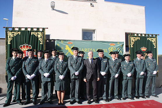 Imagen El ministro del Interior, Fernando Grande-Marlaska, inaugura el cuartel de la Guardia Civil de Priego de Córdoba 