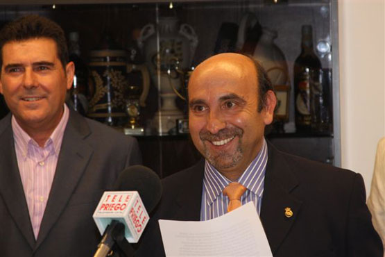 Imagen La peña madridista de Priego inaugura su nueva sede y anuncia los actos de su 25 aniversario