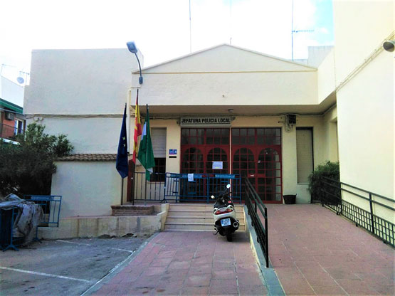 Imagen  El Ayuntamiento de Priego firma  un préstamo para inversiones por valor de 1,03 millones de euros