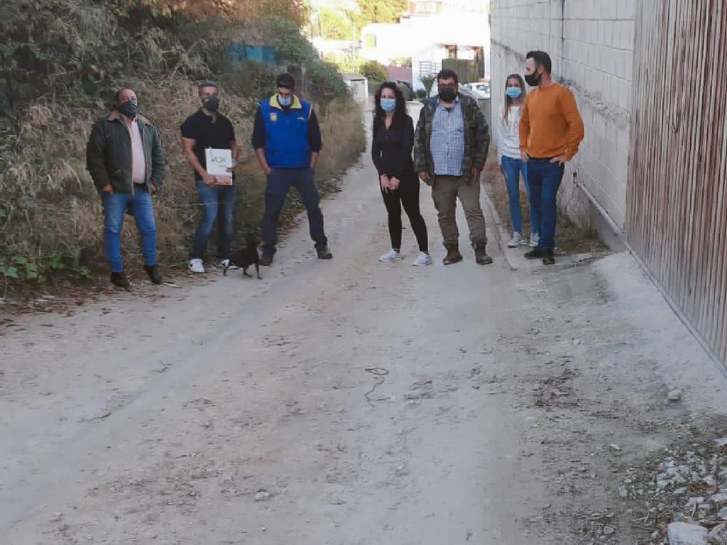 Imagen VOX exige en Priego el desbroce del camino  de los Prados