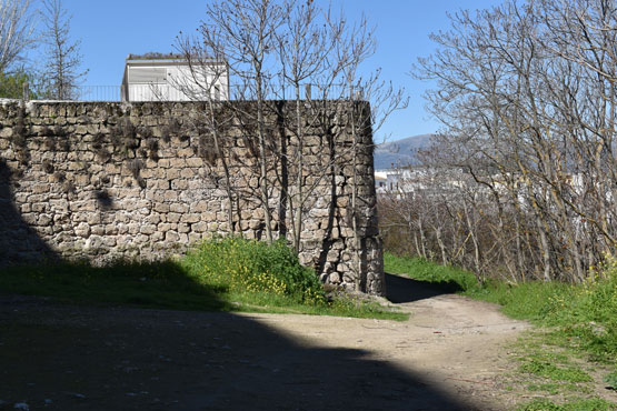 Imagen Priego tendrá un corredor verde bordeando la muralla del bajo Adarve