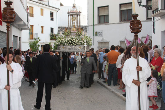Imagen Radiante día del Corpus en Priego