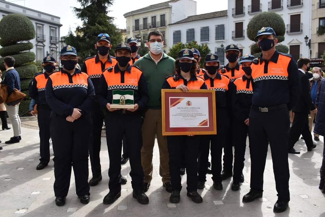 Imagen Dimisión general en el servicio de Protección Civil de Priego