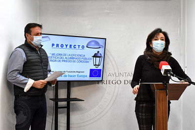 Imagen Adjudicado el contrato de mejora de la eficiencia energética del alumbrado público exterior en Priego