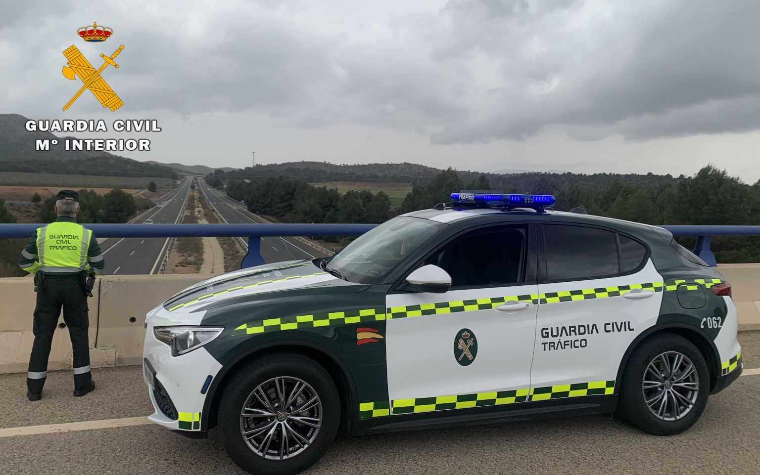 Imagen Tráfico pone en marcha una campaña de vigilancia y control de furgonetas en las carreteras andaluzas coincidiendo con el Black Friday 