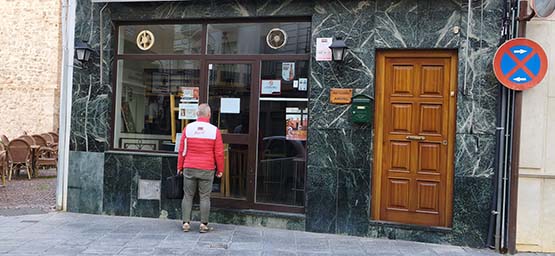 Imagen Atracan a un hostelero de un bar céntrico de Priego cuando se disponía a abrir el establecimiento 