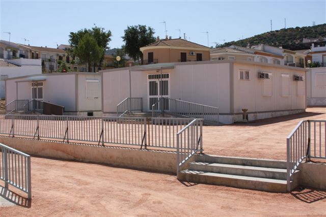 Imagen El nuevo Carmen Pantión de aulas prefabricadas ultima detalles para el inminente inicio de curso