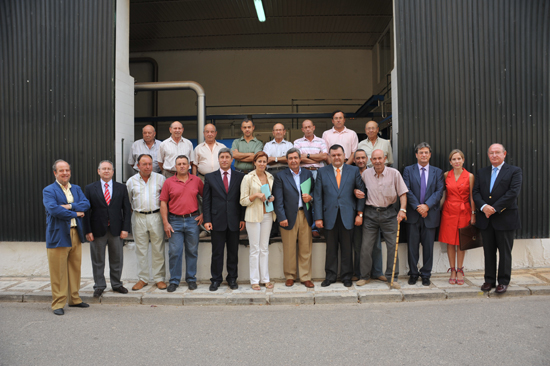 Imagen El Presidente de la Diputación visitó ayer la Cooperativa Ntra. Sra. del Carmen de Zamoranos