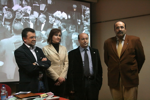 Imagen El ayuntamiento y la familia Adame suscriben un convenio para la cesión de una película inédita de la toma de posesión de Alcalá-Zamora como Presidente de la II República