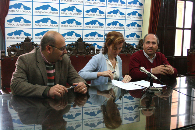 Imagen Ayuntamiento y FSP-UGT suscriben un convenio para la formación de los trabajadores y trabajadoras municipales
