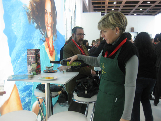 Imagen La Delegación de Turismo del Ayuntamiento de Priego de Córdoba promociona la localidad en la Feria de Turismo de Berlín